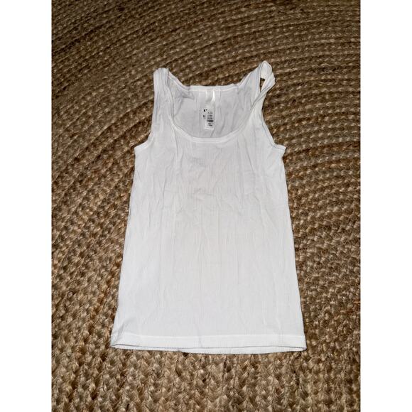 Skims ribbed tank top in marble size xs - Picture 2 of 3